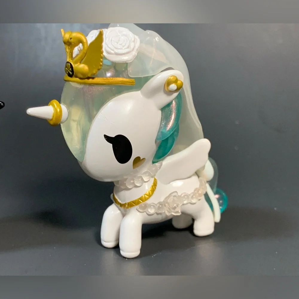 Tokidoki Unicorno Valentine Romeo & Juliet Limited Edition Set - Damaged Box** - Picture 6 of 16